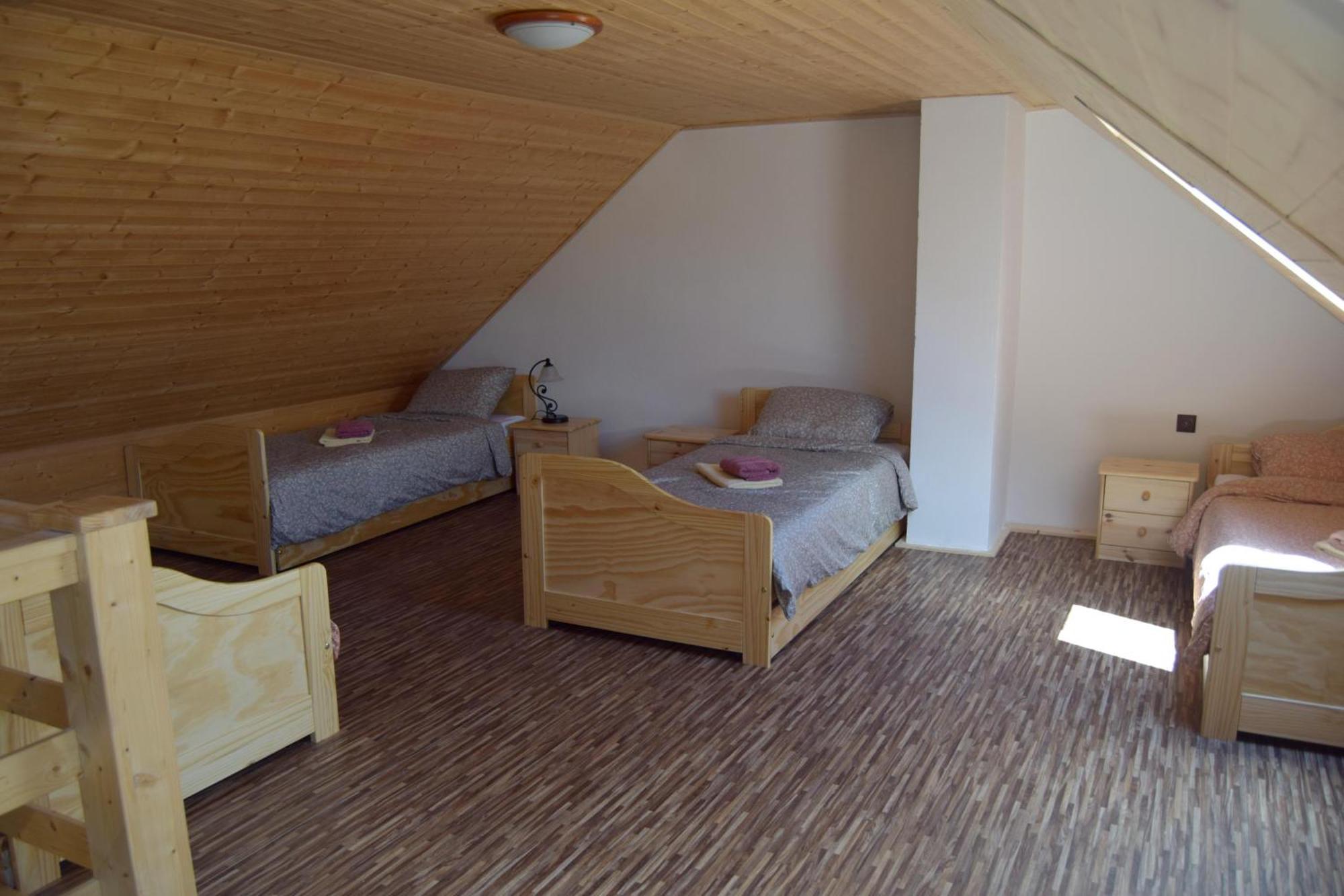 Apartamento Statek Tomandlov Driten Exterior foto