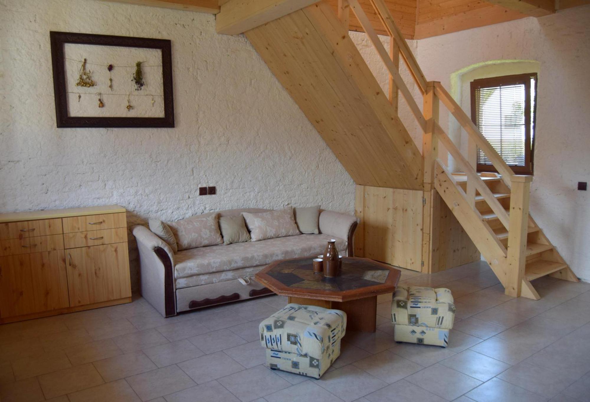 Apartamento Statek Tomandlov Driten Exterior foto