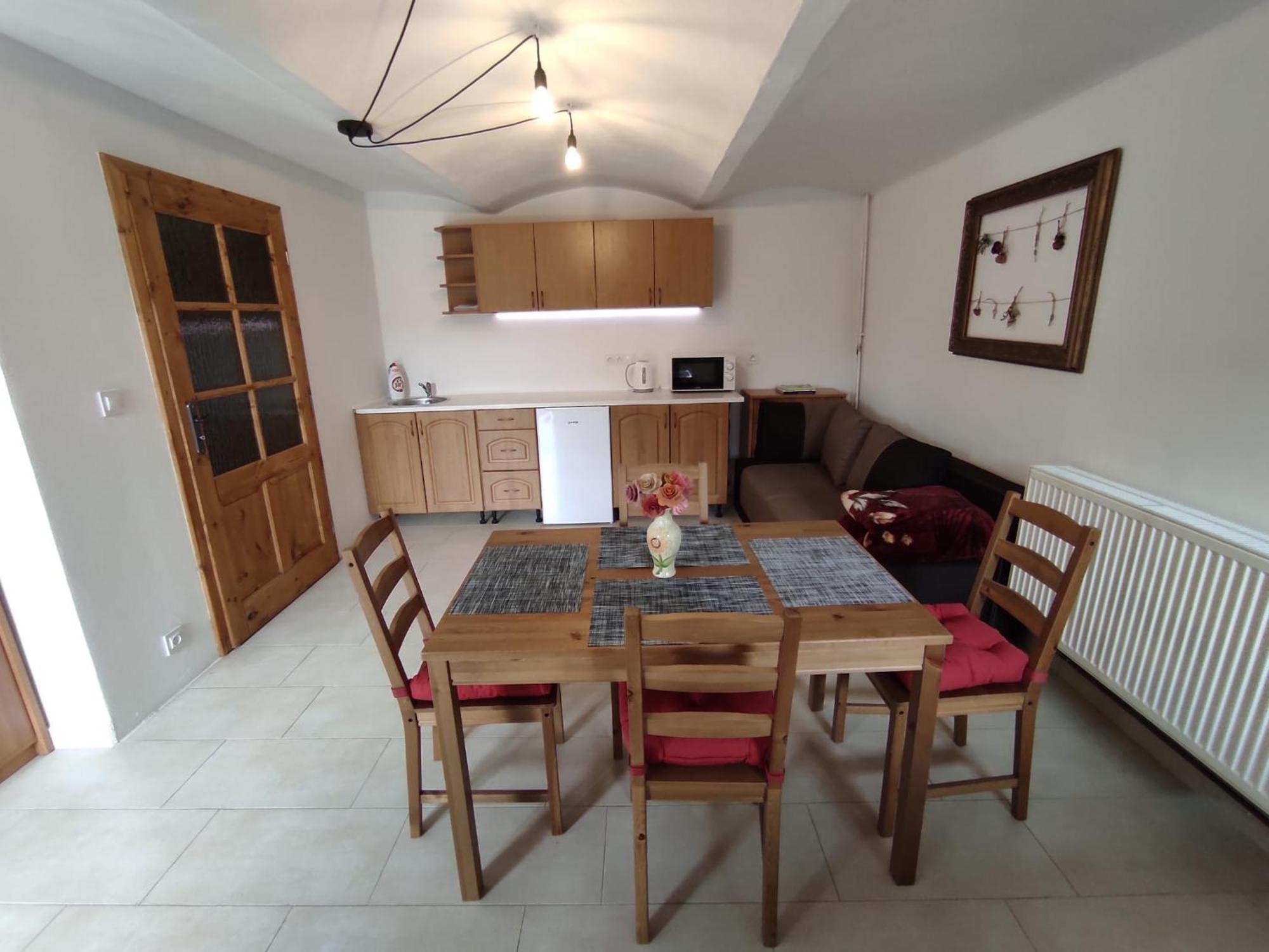 Apartamento Statek Tomandlov Driten Exterior foto